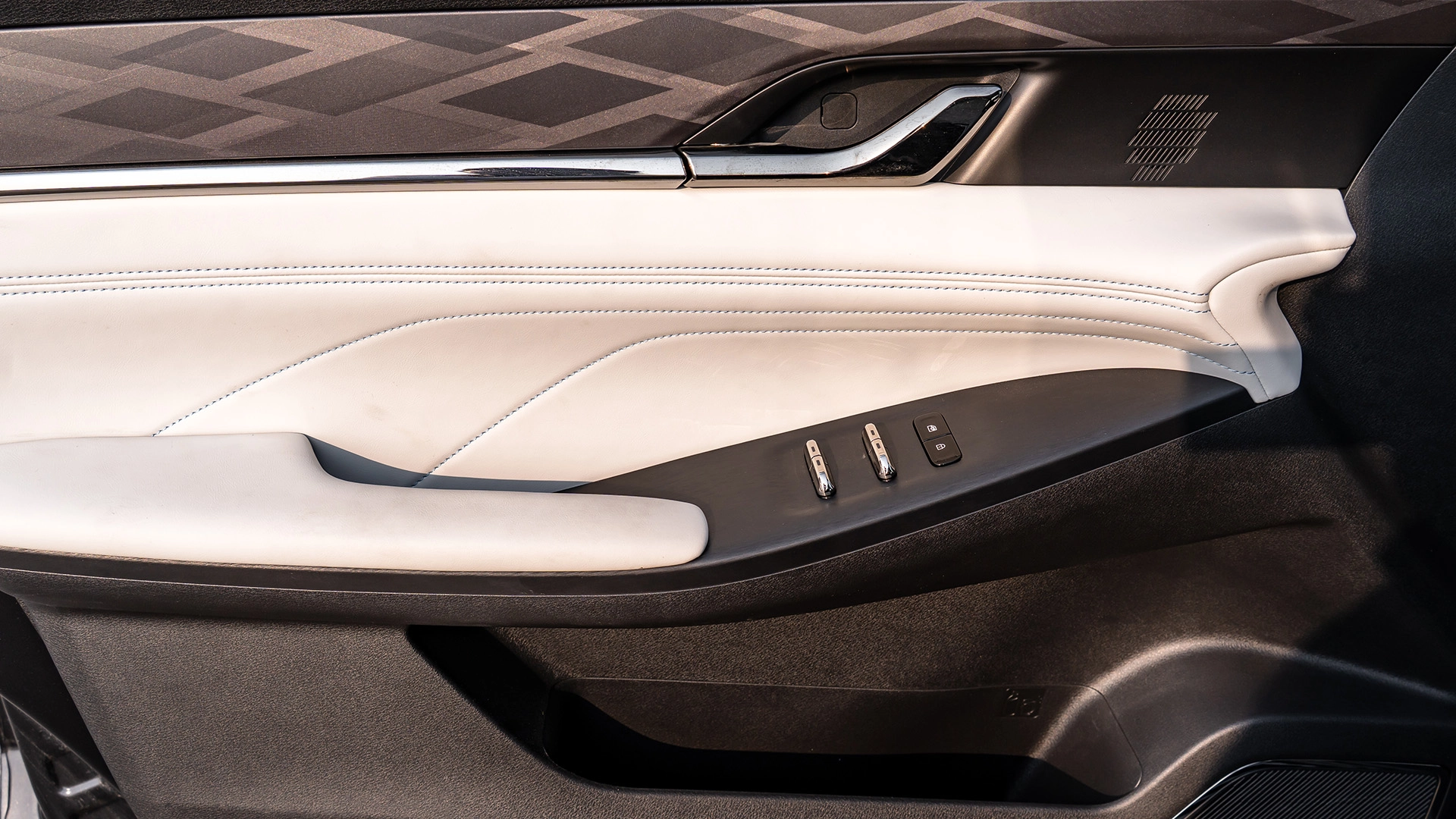 2026 | DONGFENG FENGSHEN MAGE E2