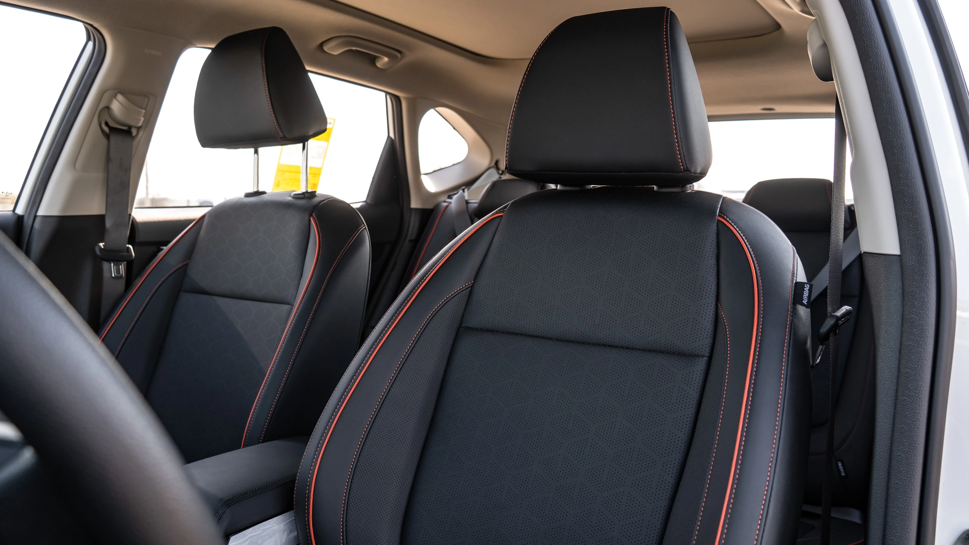 2026 | KIA SELTOS 1.5L IVT LUXURY EDITION + BLACK ROOF + ELECTRIC SEAT