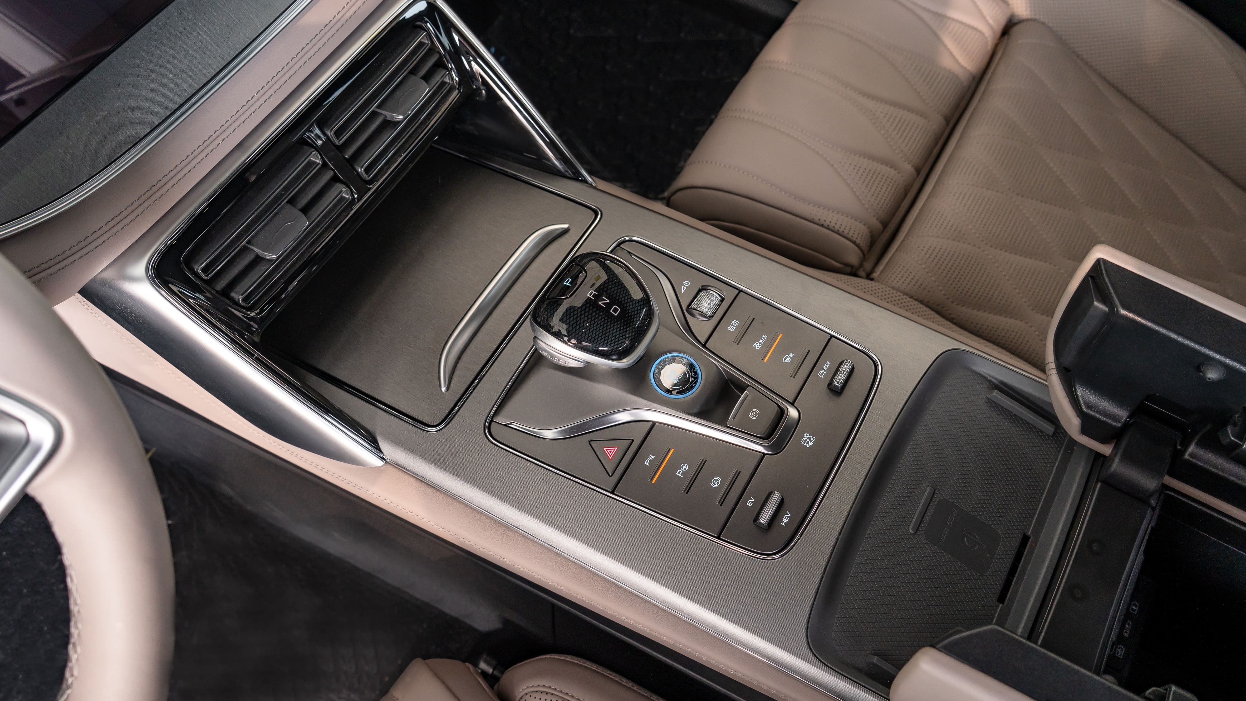 2025 | BYD TANG DMI - SMART DRIVE EDITION 115KM FLAGSHIP